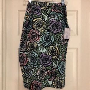 LuLaRoe XL Cassie NWT Floral